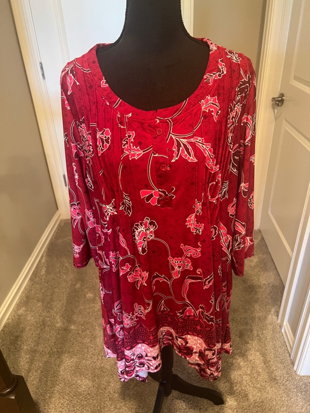 White Mark Red Floral Button-Front Tunic
